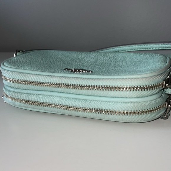 COACH ‘Jes Crossbody Bag’ in Sea Green Pebbled Leather - Picture 6 of 8